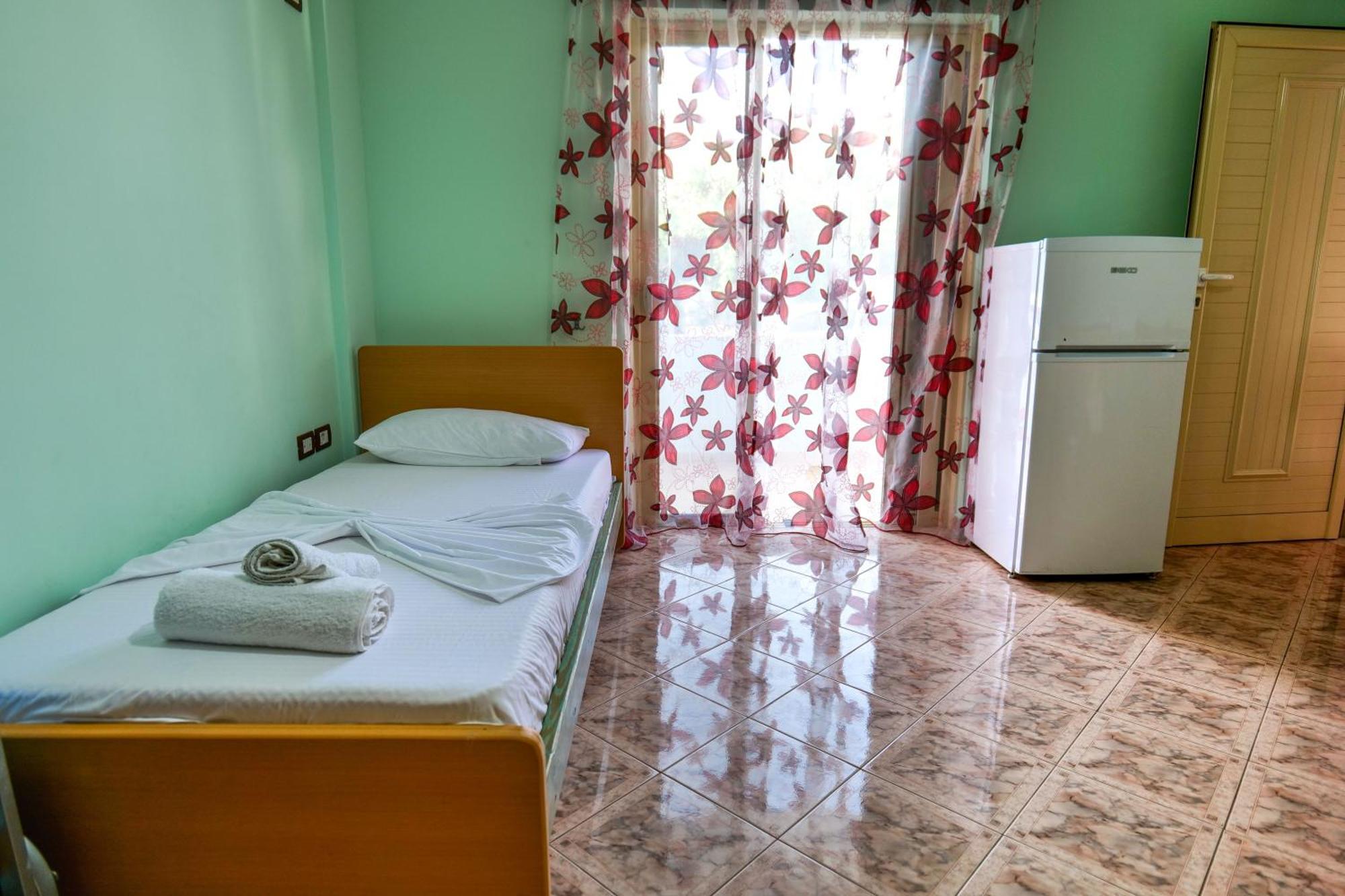Ferienwohnung Rei's House Sarandë Zimmer foto